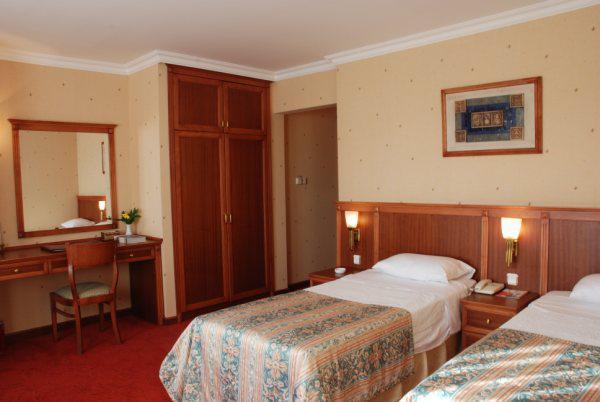 Hotel Elit 4*