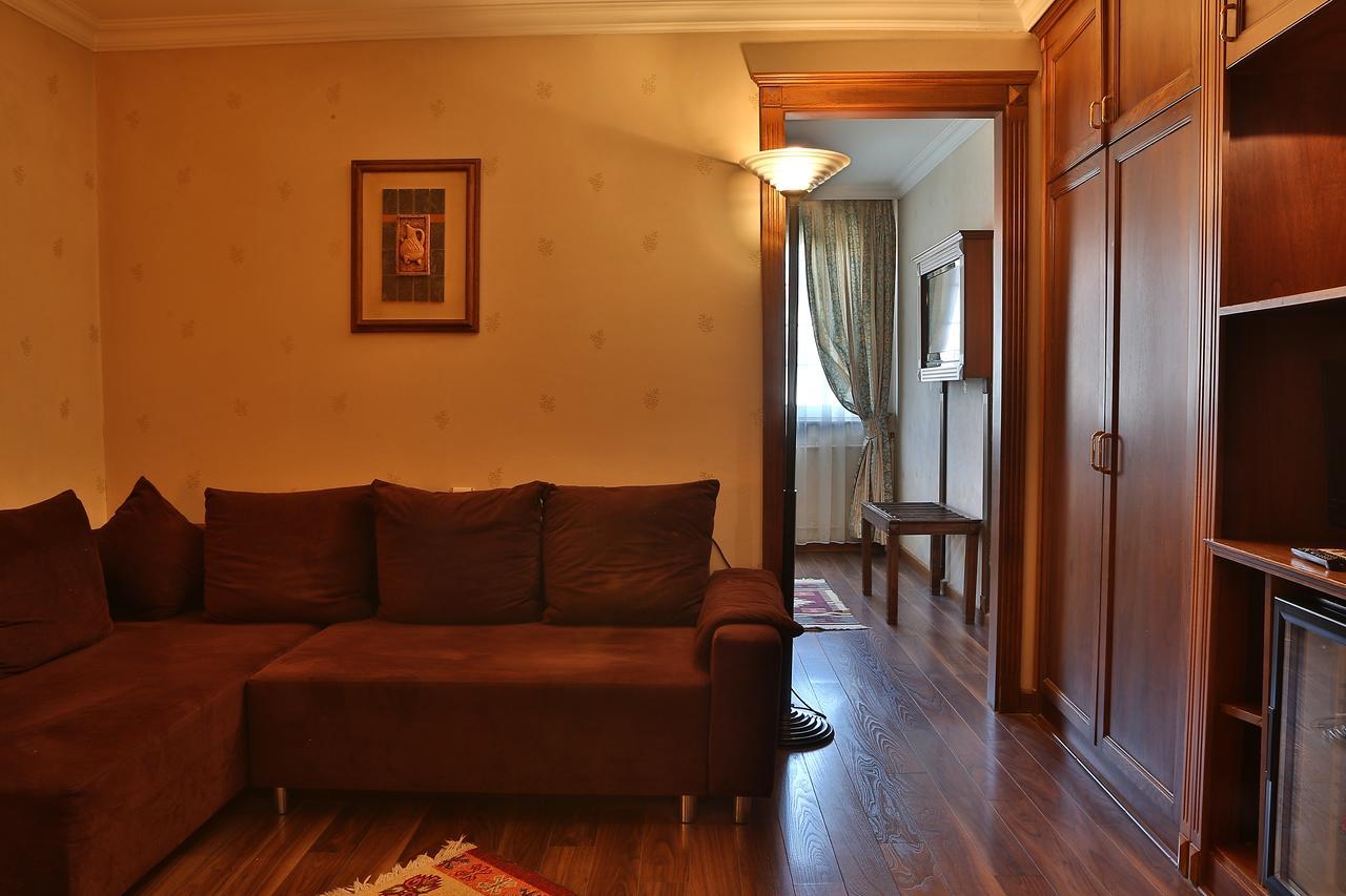 Elit Hotel