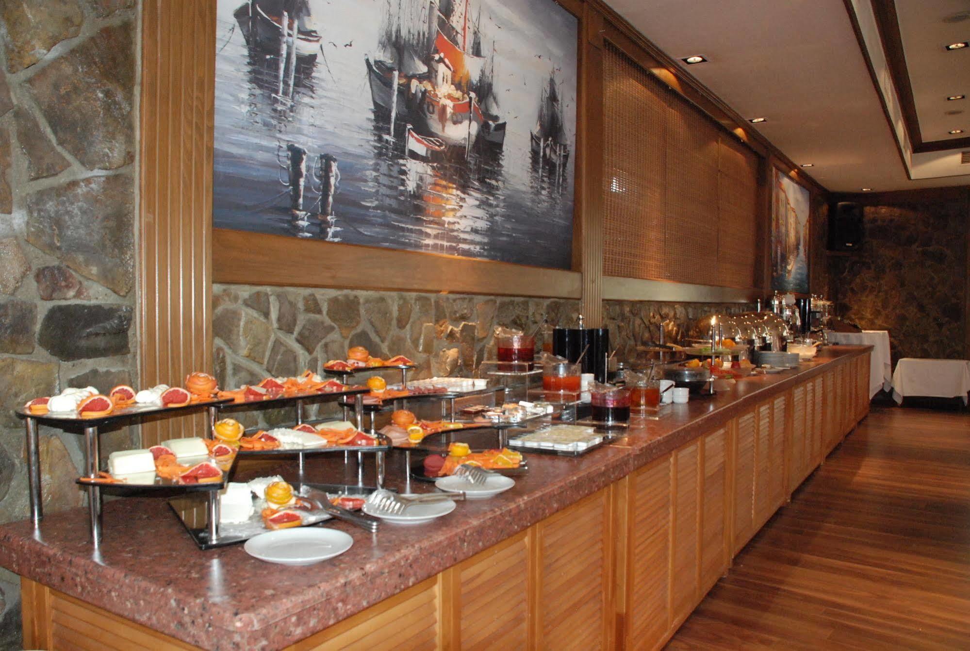 Hotel Elit 4*
