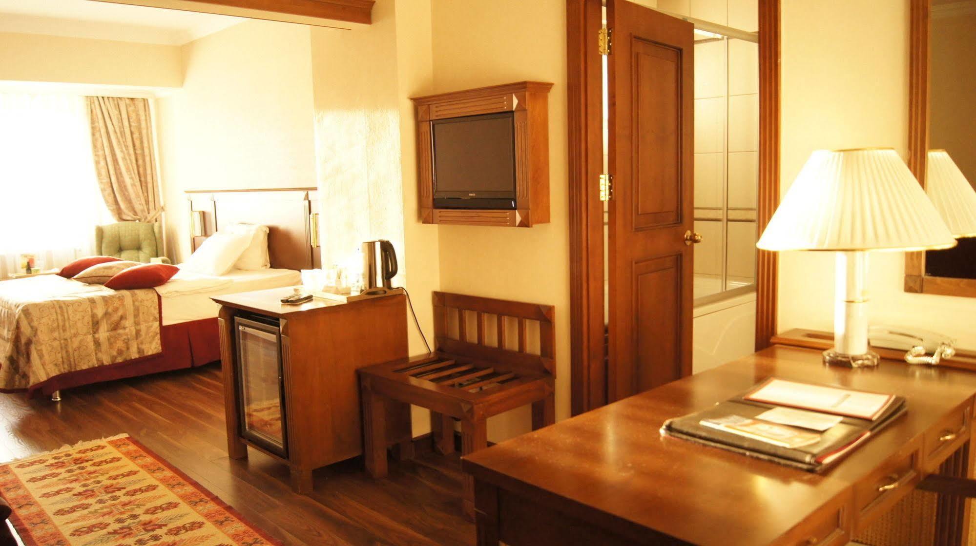 Elit Hotel
